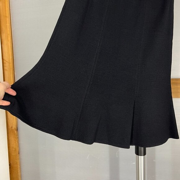 St. John Wool Blend Navy Blue Lined A-Line Flare Santana Knit Skirt Sz 2 - Picture 3 of 12